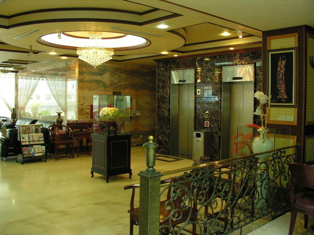 Sunrise Hotel Tainan Luaran gambar