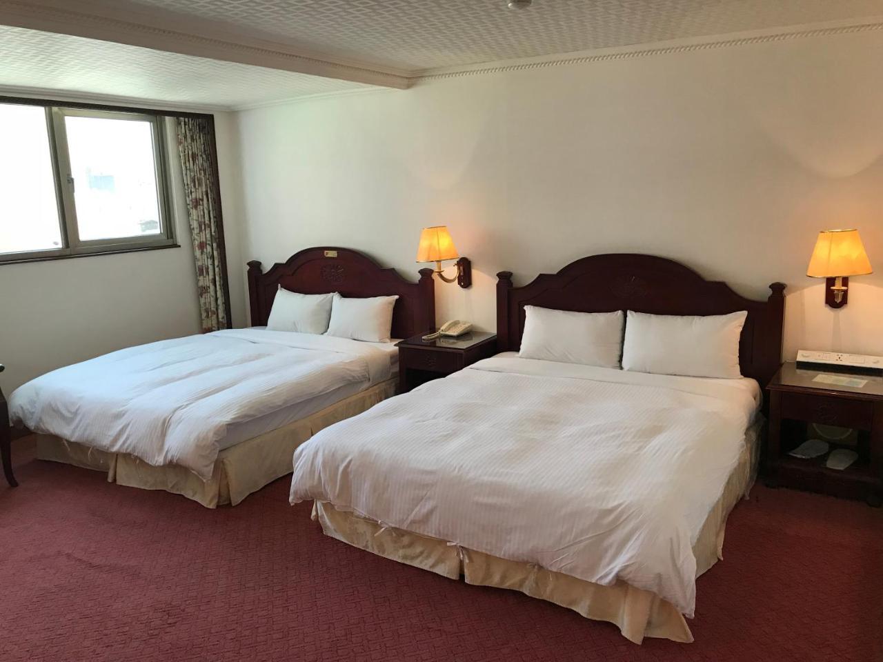Sunrise Hotel Tainan Luaran gambar