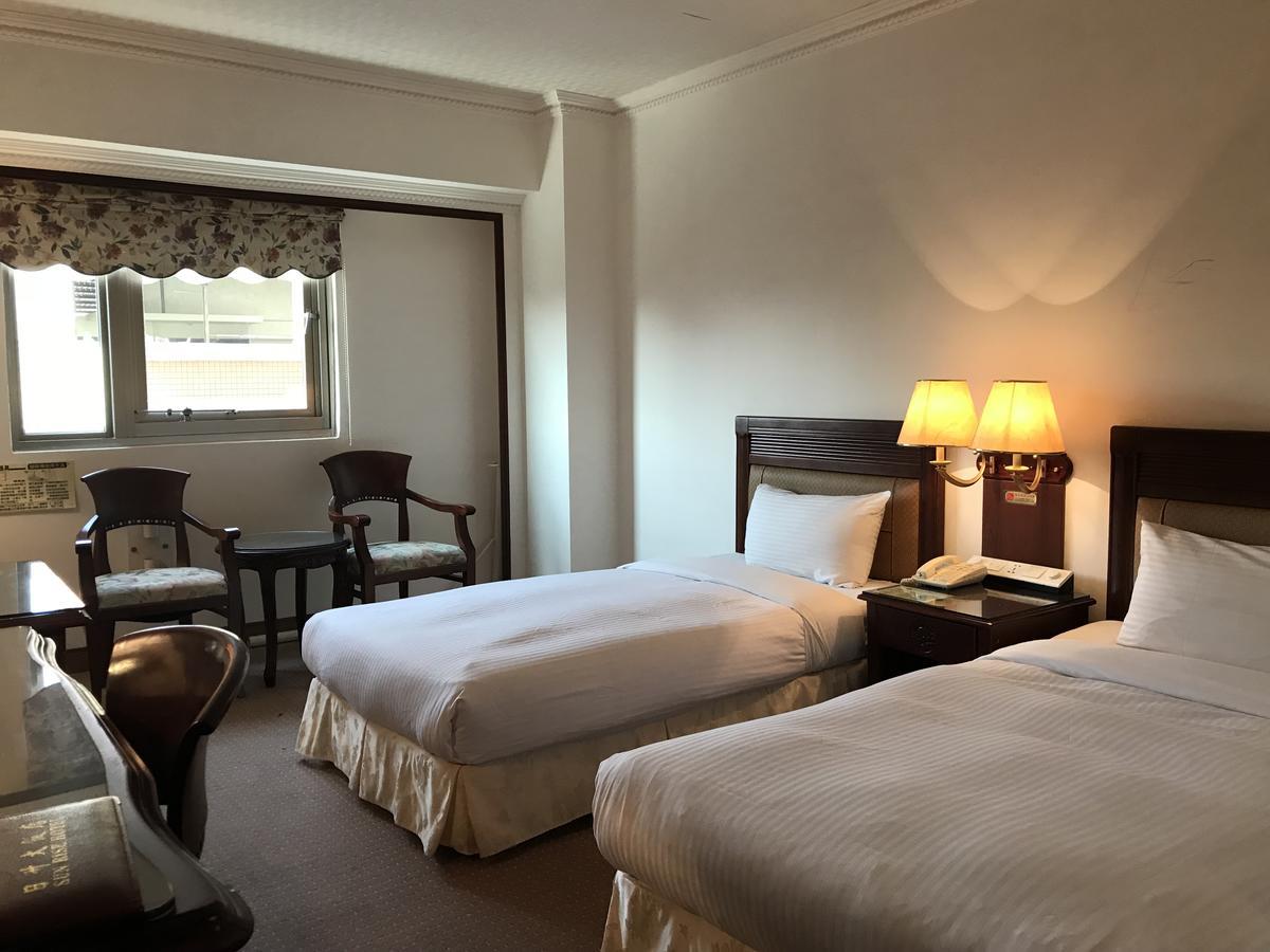 Sunrise Hotel Tainan Luaran gambar